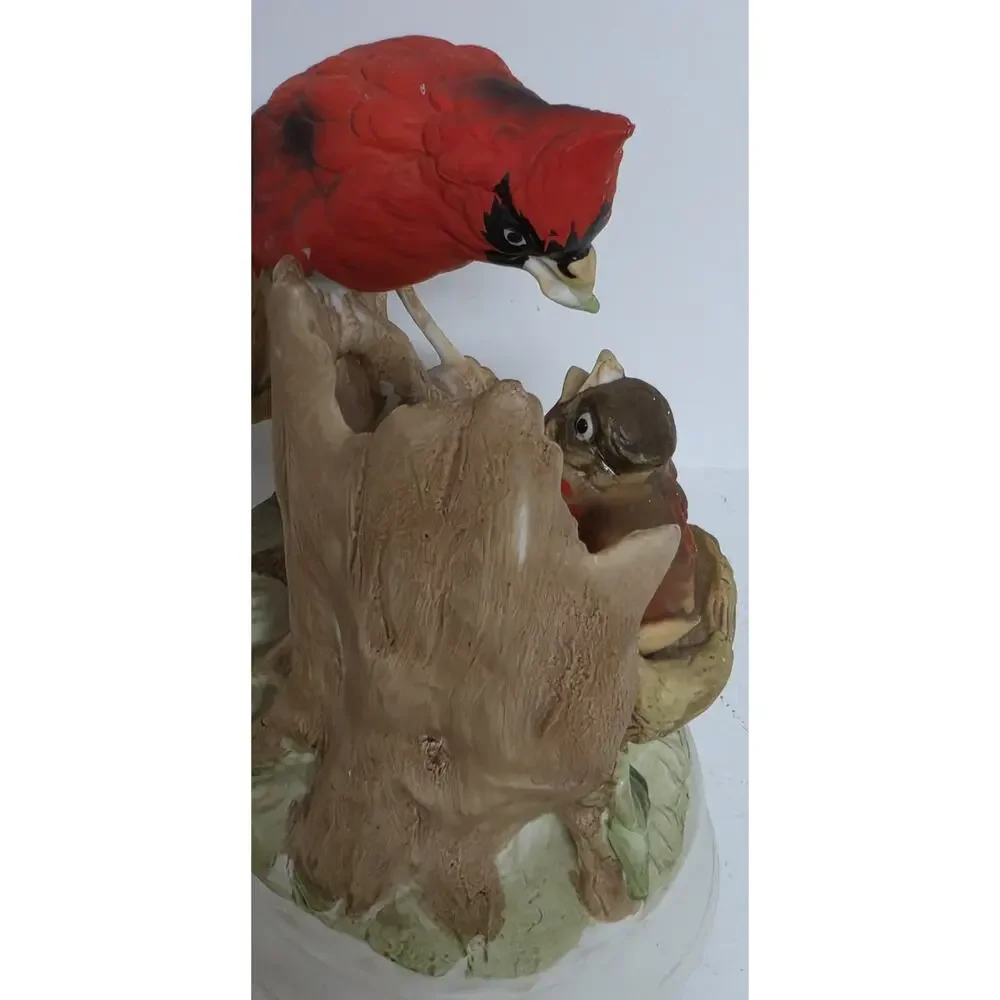 Vintage Gorham Japan Cardinal Feeding Baby Porcelain Music Box Beautiful Works